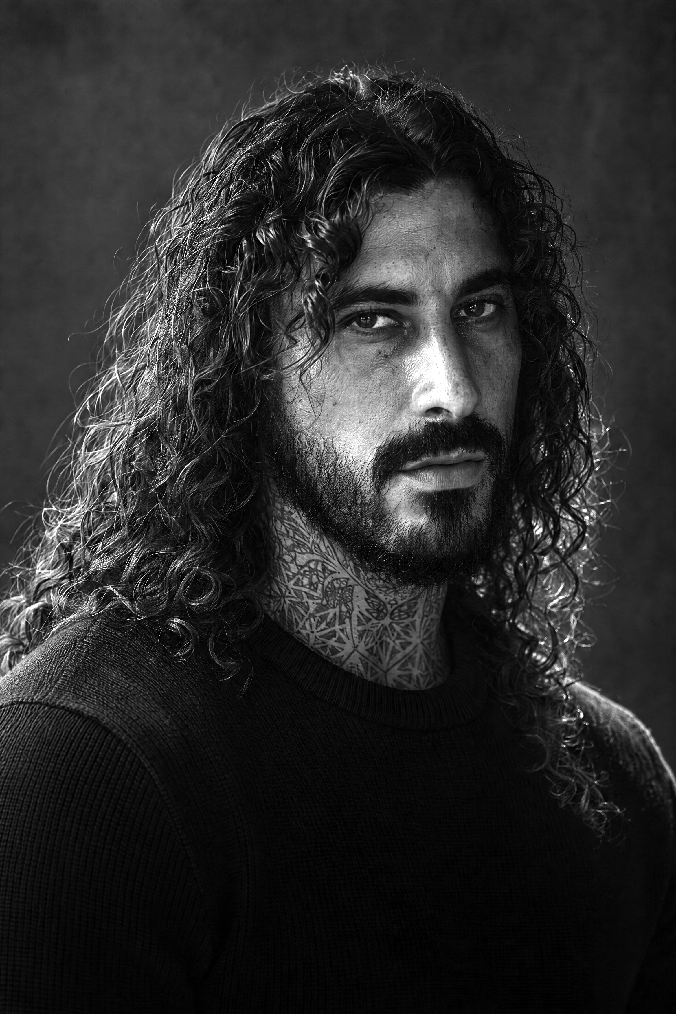 Christian Gallo Delgado — 105mm Rembrandt Knit (Native 4K)